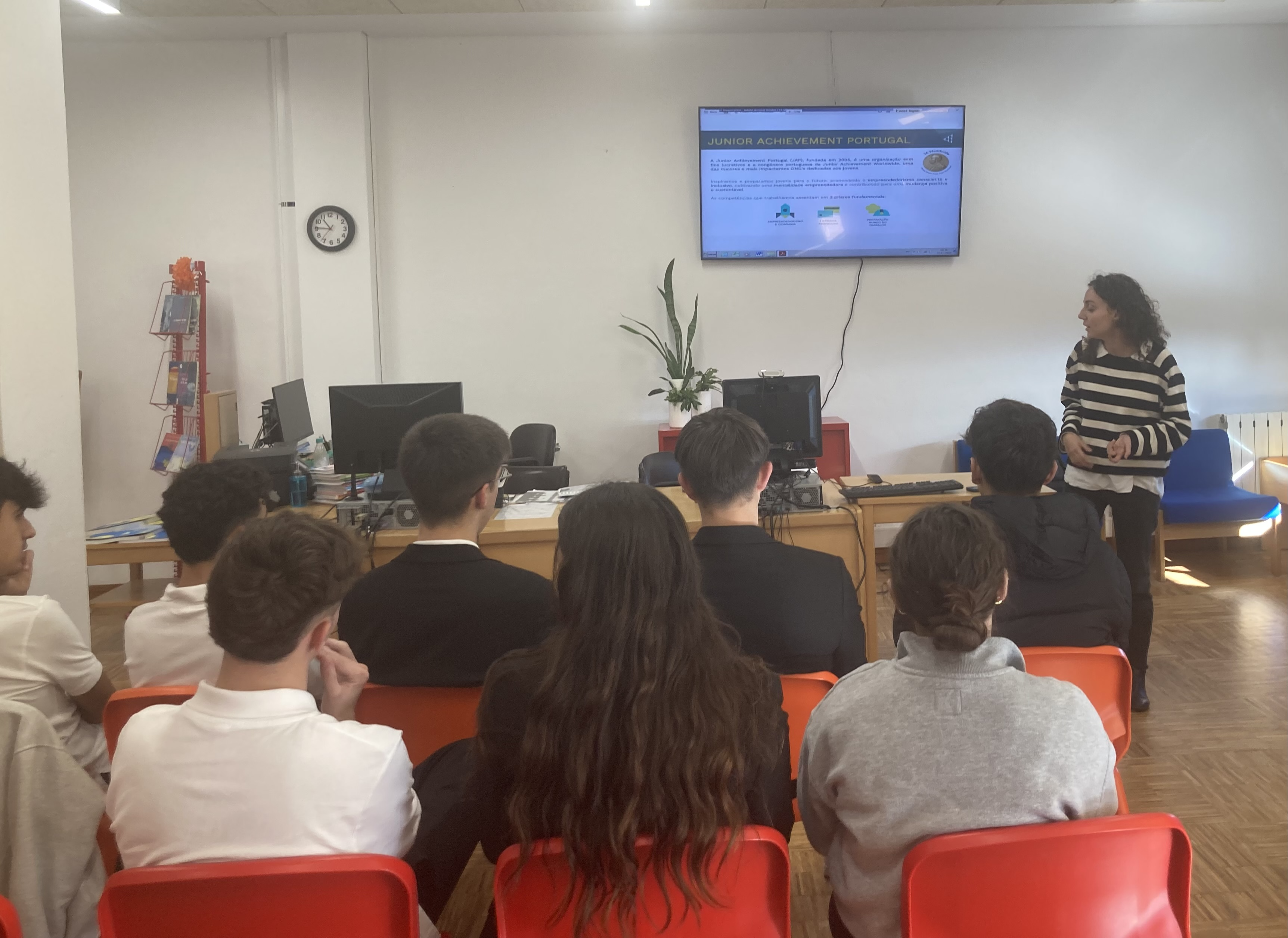 Alunos do Ensino Profissional participam em mais uma edição do Programa “A Empresa”